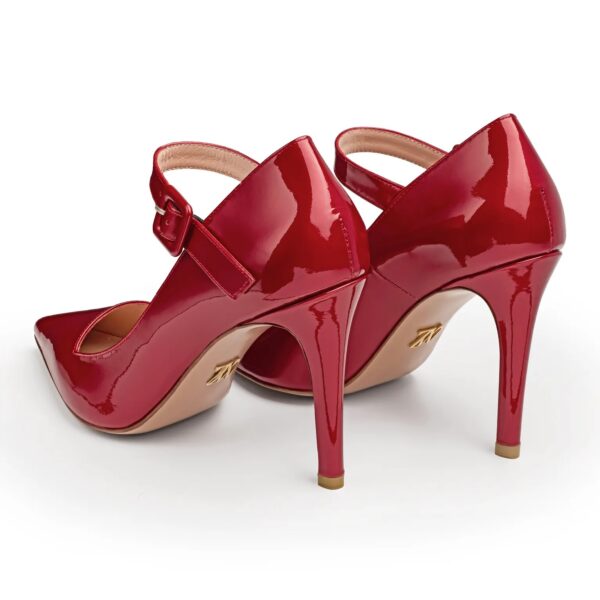 Olivia - Image 3